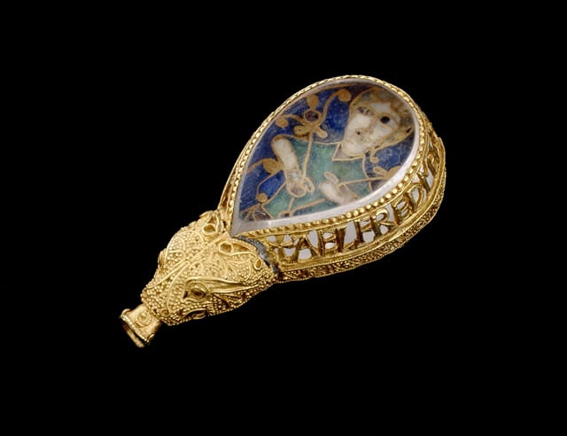 7.  Alfred Jewel, gold, enamel, and rock crystal, 62mm x 31mm x 13mm, Oxford, Ashmolean Museum (photo: courtesy the Bridgeman Art Library).
